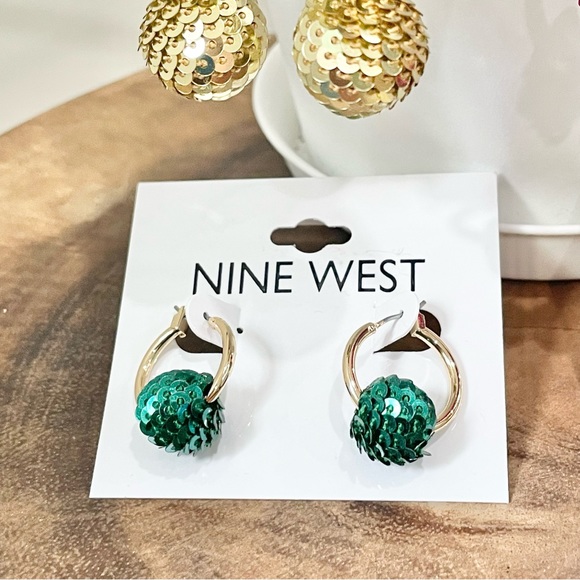 NWT Nine West colorful bright hoop, dangling statement earrings 70s 80s 90s - Picture 6 of 7